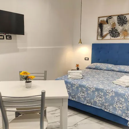 Addu Donn'anna Ai Spagnoli. Apartament Neapol